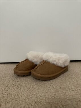 Toddler Cozy Faux Fur Lined Slipper Mules in Brown and Cream